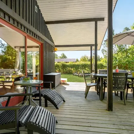 3 Bedroom Amazing In Ferienhaus